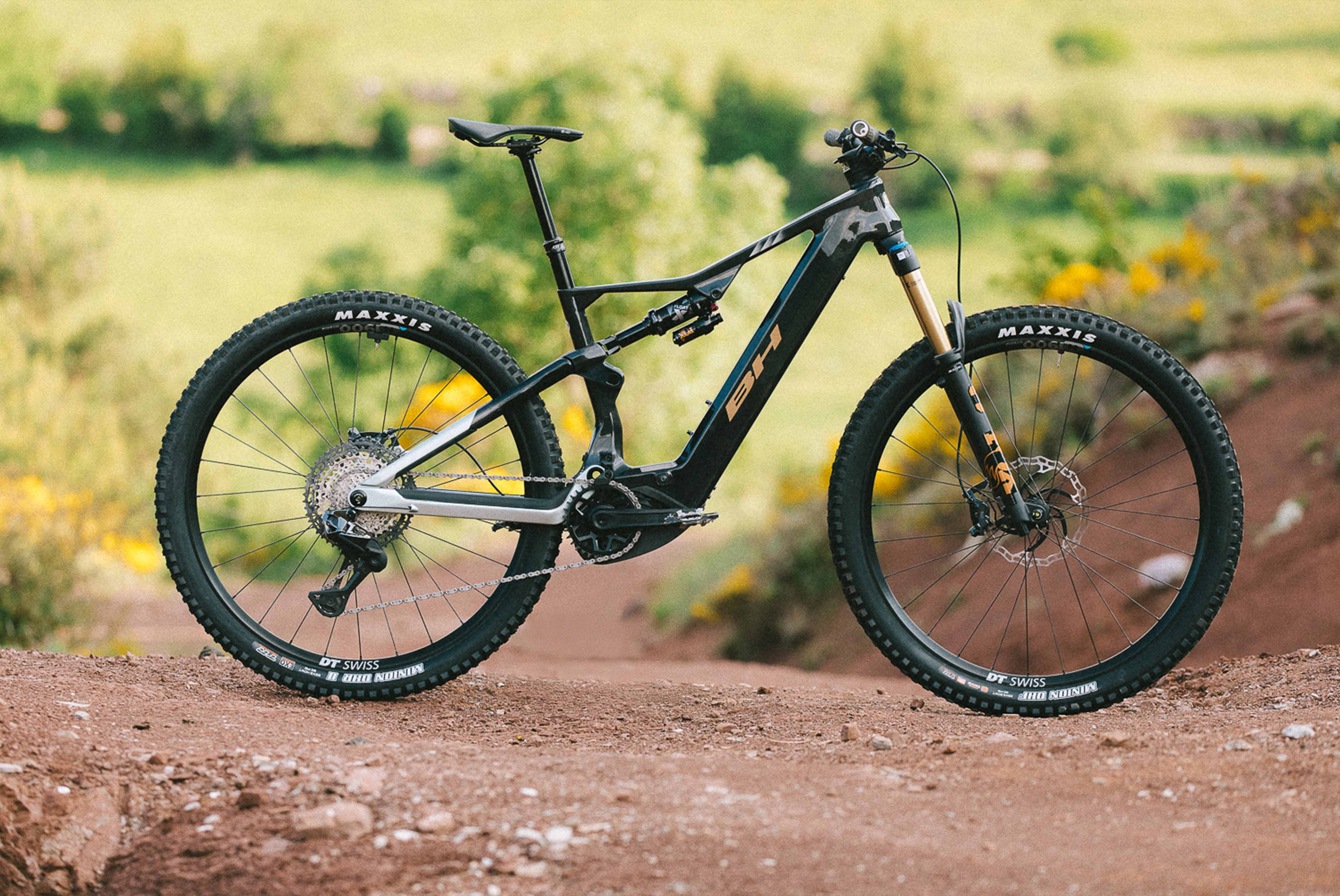 BH iLYNX+ NX ENDURO CARBON 9.6 2026